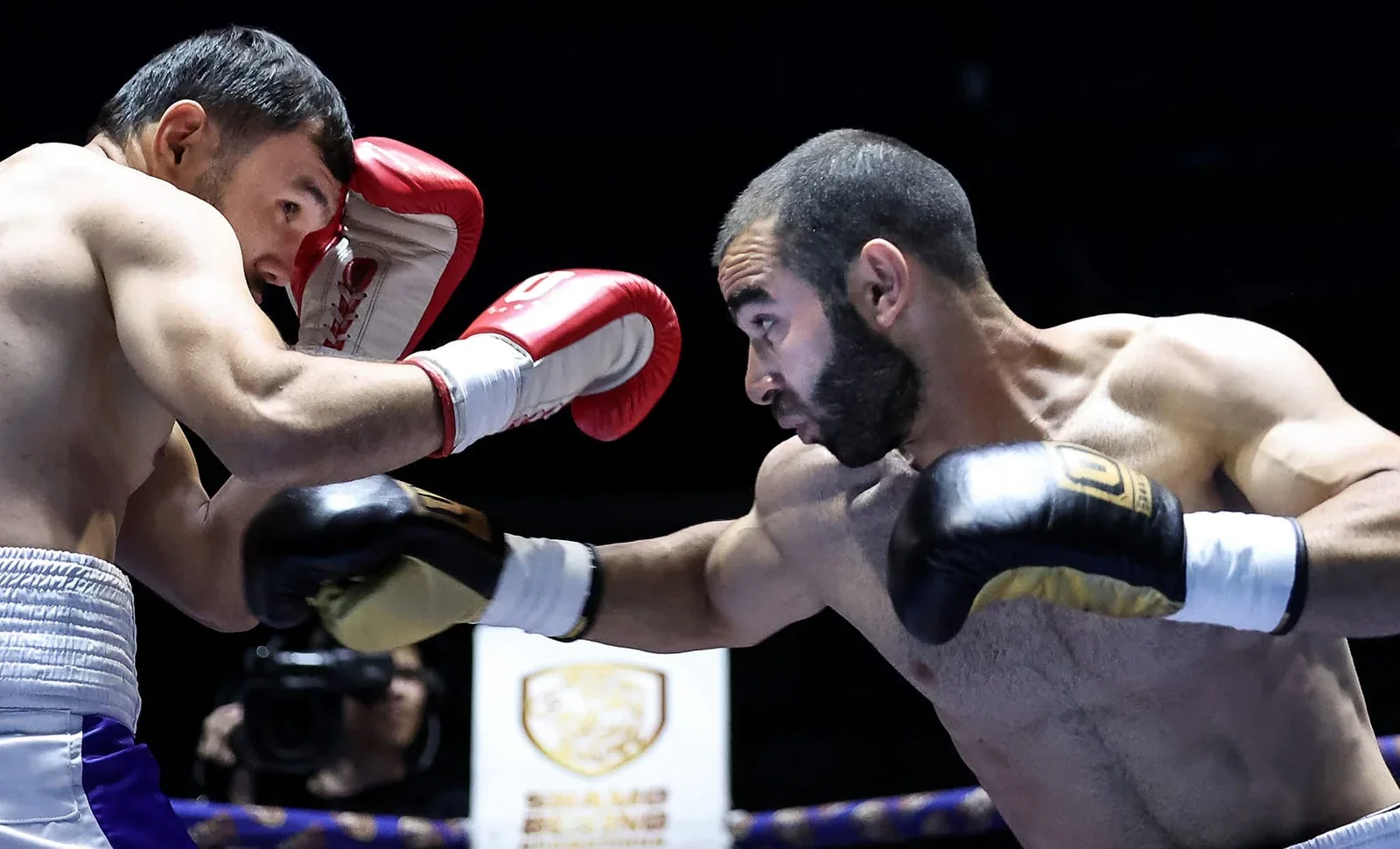Yuri Sakunts — Championship boxing exchange