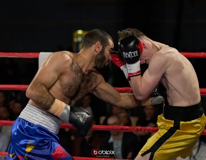 Yuri Sakunts — boxing action — inside fighting